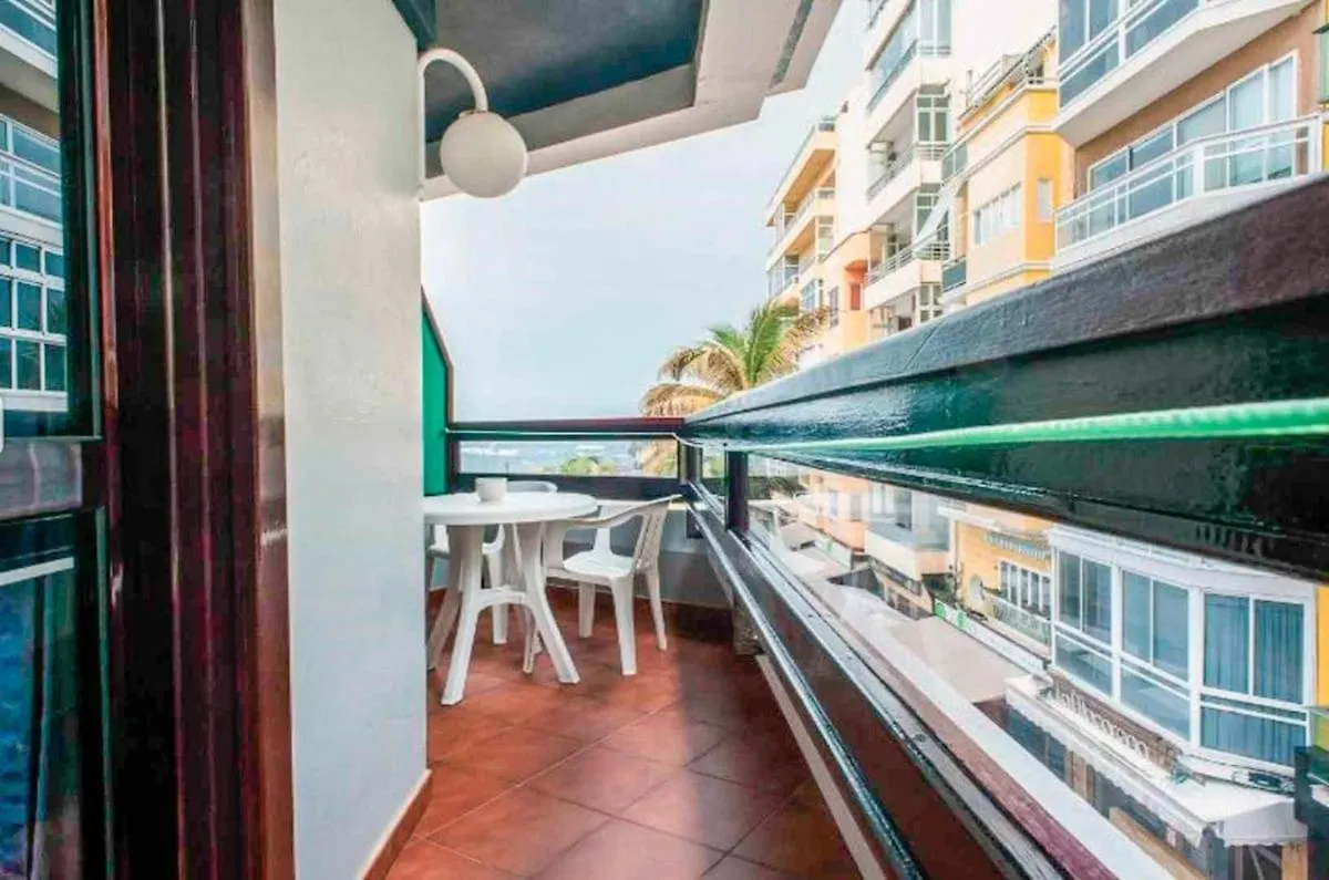 Apartamento Con Balcon En La Playa De Las Canteras Las Palmas de Gran Canaria Apartment